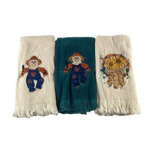 VTG (?) Embroidered Hand Towels/Wash Cloths 3 Lot Scarecrows (2) & Fall Wreath